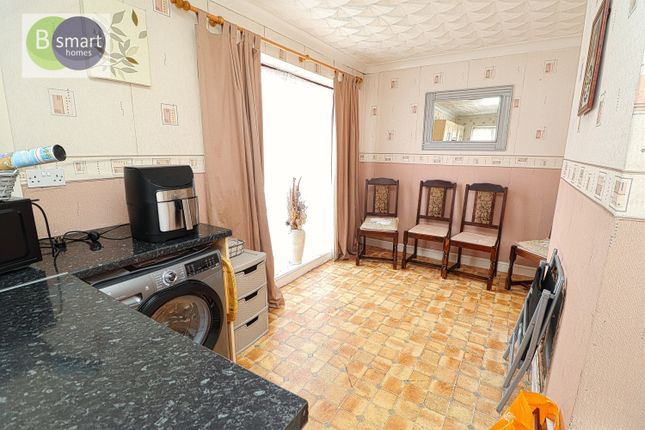 29, Harthill Road, Doncaster photo 4