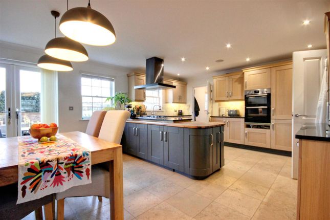 14, Monckton Rise, South Newbald photo 2
