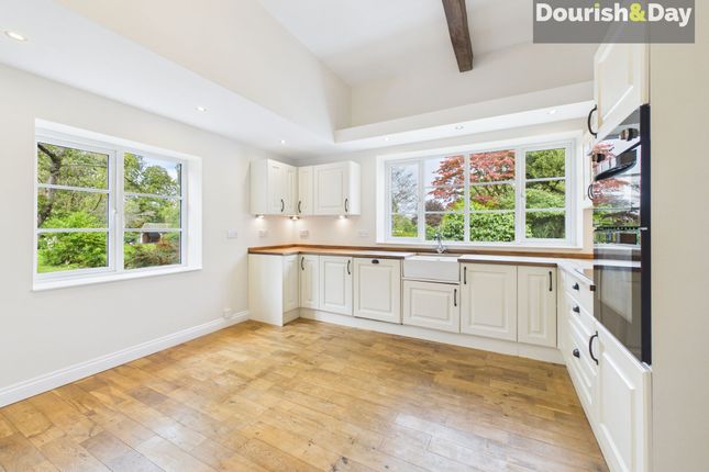 2 Hinstock Court, Market Drayton photo 3