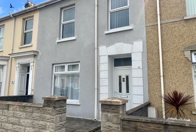 3 bed terraced house to rent in 27 Pembrey Road, Llanelli SA15