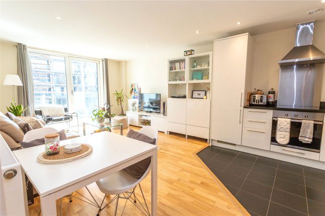 Thumbnail Flat to rent in Hatfield House, 6 Merryweather Place, Greenwich, London