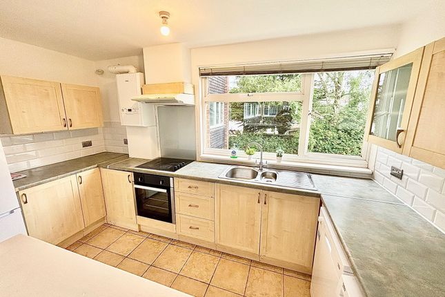 23, Chigwell photo 2