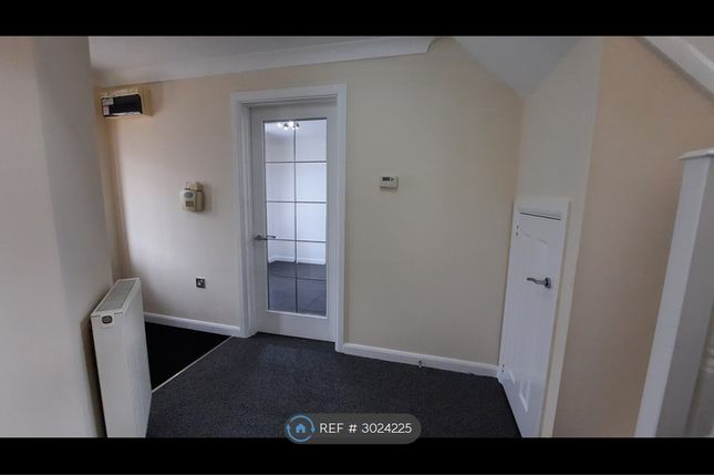 Sissinghurst Close, Rugby photo 3