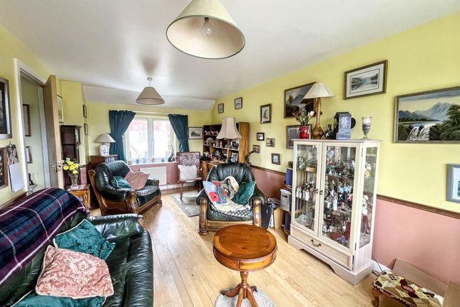 4, Cedar Court, Morpeth photo 3
