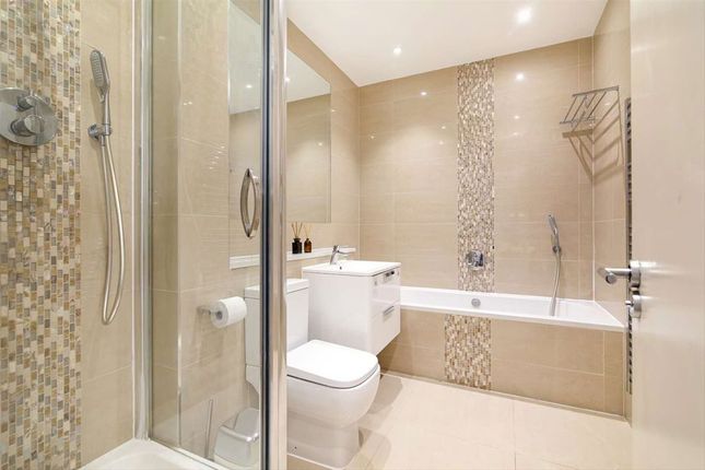 Flat 1, Rodin Court, 25, Essex Road, London photo 5