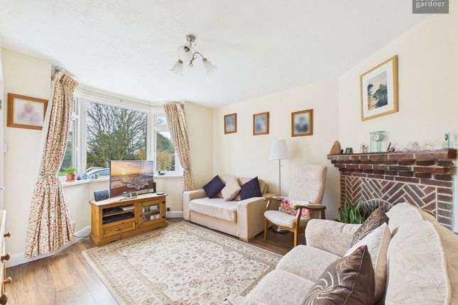 150, Denham Way, Rickmansworth photo 2