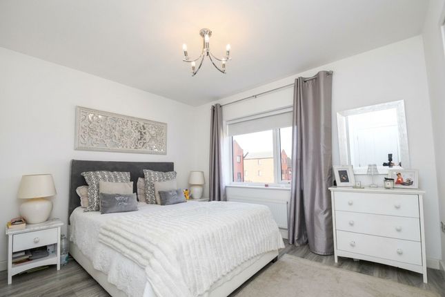 3 Athole Street, Salford photo 4