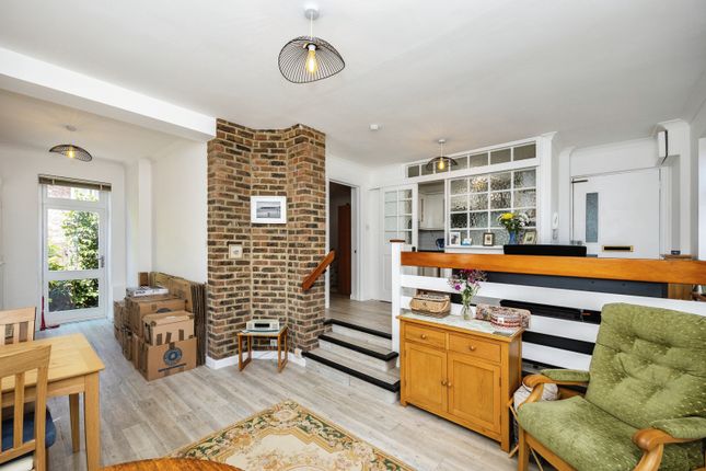 Flat for sale in Becket Mews, Canterbury, Kent
