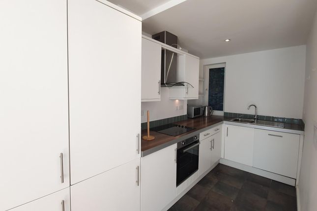 Flat 1, Bristol photo 3