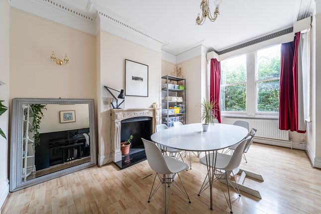 31, Killyon Road, London photo 2