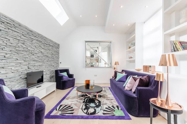 Thumbnail Semi-detached house to rent in St Paul Street, Angel, London