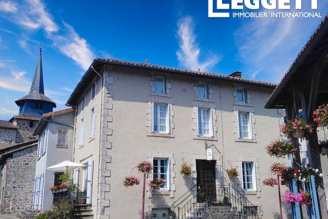 Thumbnail Villa for sale in Exideuil-Sur-Vienne, Charente, Nouvelle-Aquitaine