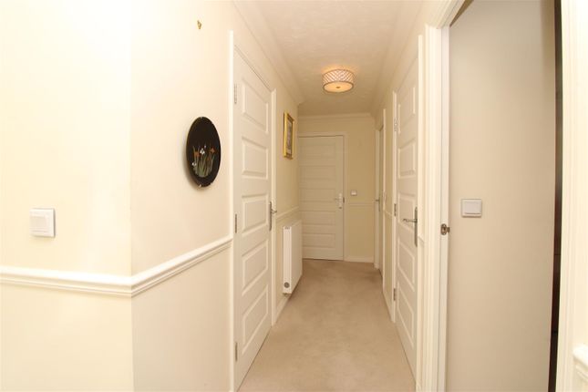 Flat for sale in Lonsdale Road, Formby, Liverpool