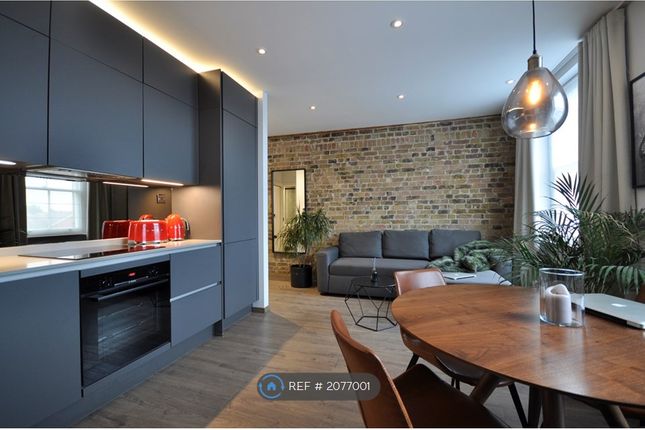 Flat to rent in Winsor Terrace, London