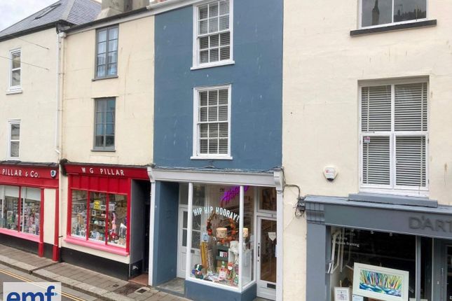 Retail premises to let in Lower Street, Dartmouth
