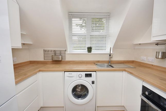 9, The Thorpe, 22 Grassington Road, Eastbourne photo 3