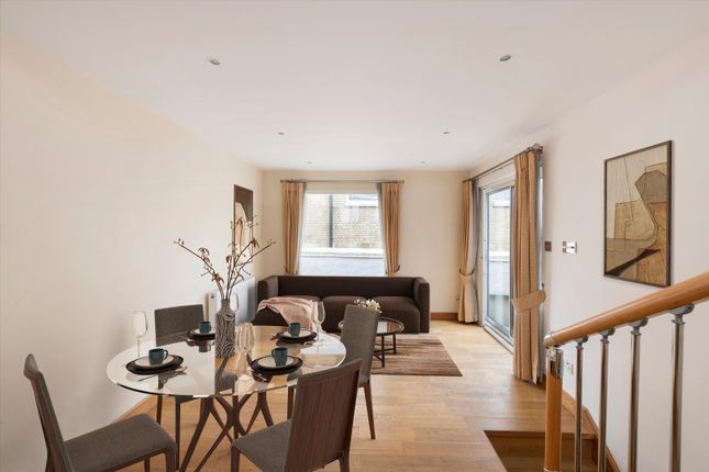 Thumbnail Terraced house for sale in Mulberry Close, Hampstead, London