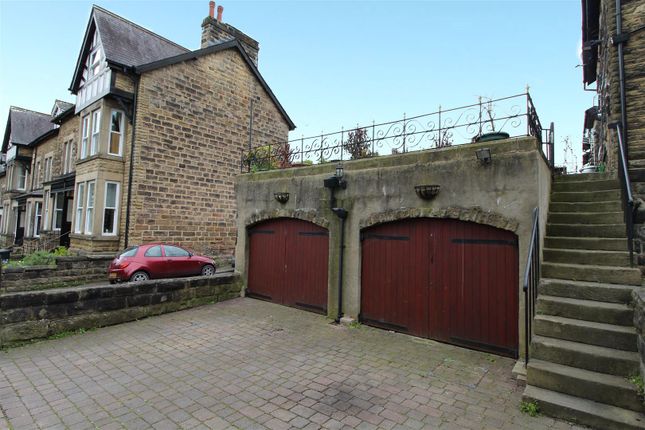 Parking/garage to rent in Cold Bath Road, Harrogate
