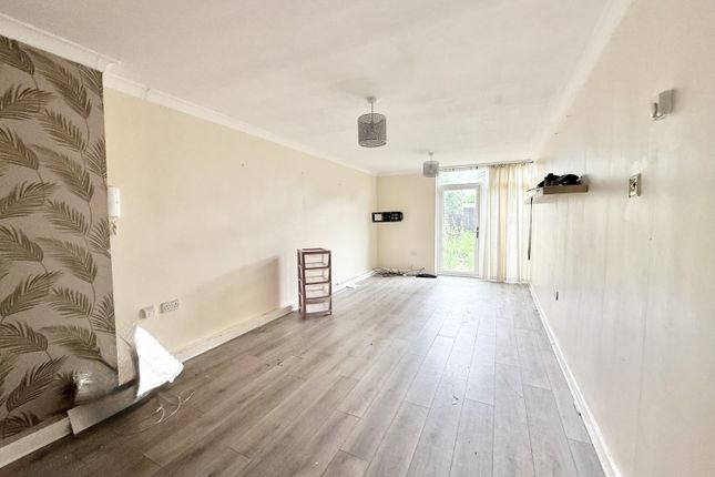 3, Kenilworth Court, Washington photo 3