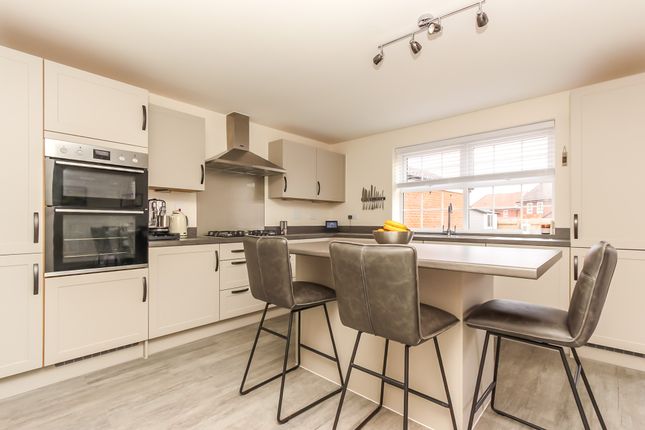 15, Hamlet Street, Wellingborough photo 2
