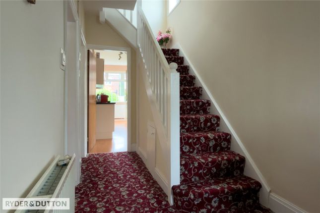 6, Kenmere Grove, Greater Manchester photo 2