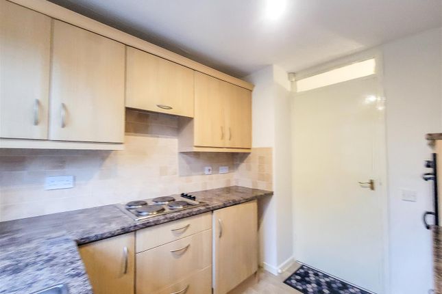 11, Curlews Close, Birmingham photo 4