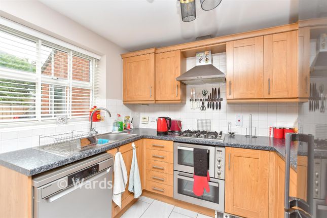 12, Bergamot Close, Sittingbourne photo 2