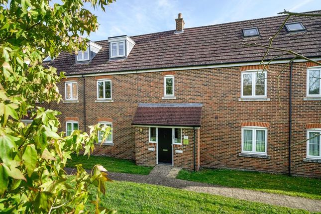 Thumbnail Flat for sale in Springwell Lane, Rickmansworth