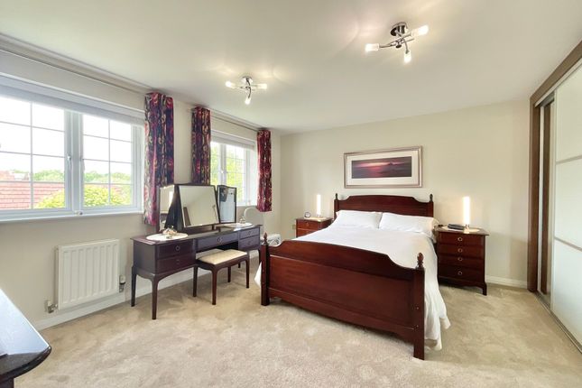 11 St. Augustines Drive, Crewe photo 3