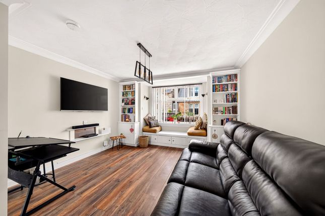 4 Rowan Court, Stirling photo 4