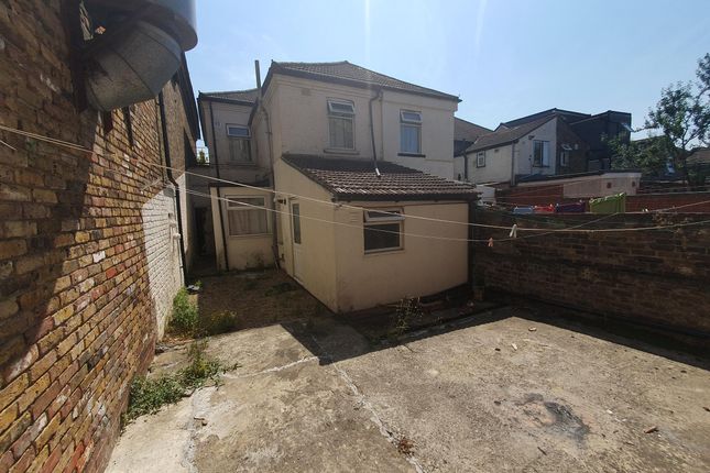 4, Waltham Road, Southall photo 4