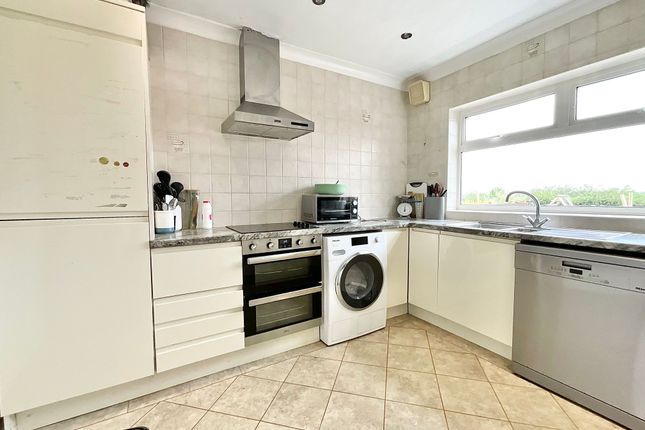 7 Toll Bar Road, Stoke-On-Trent photo 2