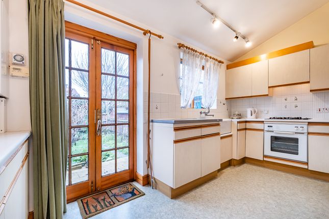 84, Fielding Road, London photo 4