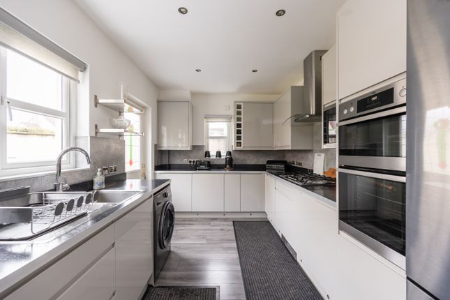 11, Buie Haugh, Kirkliston photo 3