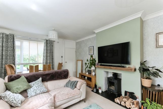 20, Spring Close, Eastbourne photo 5