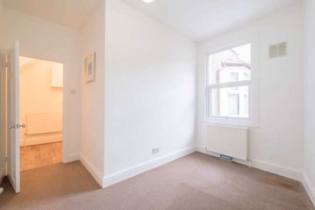 Stork Road, London E7, 2 bedroom maisonette for sale - 60166155 ...