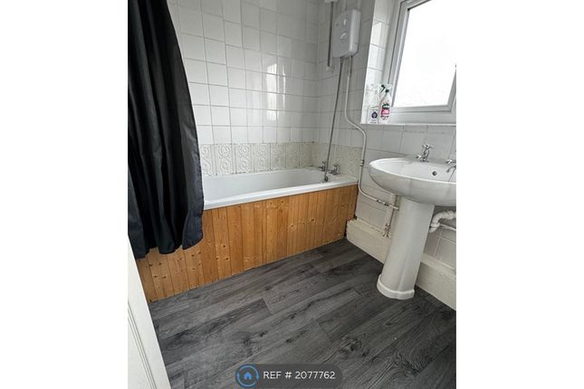 End terrace house to rent in Skeeby Road, Darlington