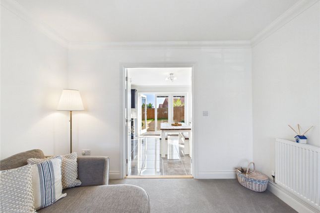 5, Firefly Close, Manningtree photo 4