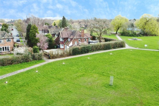 31, Grangeway, Wilmslow photo 3