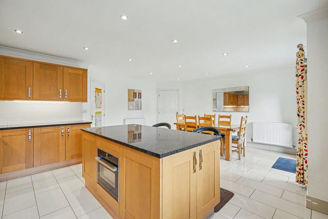 25, Partridge Flatt Road, Doncaster photo 4