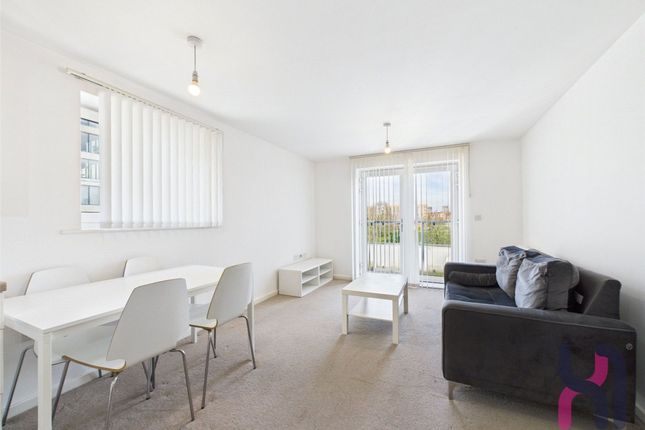 2-bed flat on Elmira Way, Salford, £1,250/mo