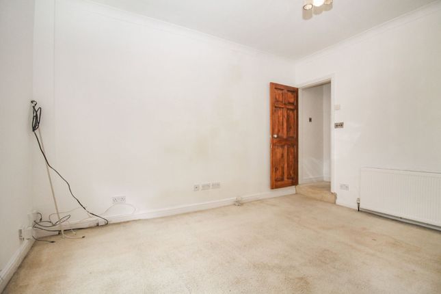 24, Bertha Street, Leeds photo 4