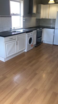 Flat B, 120, Station Road, London photo 5
