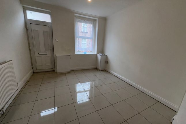 7, Grange Place, Birkenhead photo 3