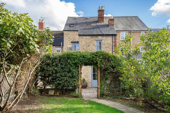 37, Lewis Lane, Gloucestershire photo 2