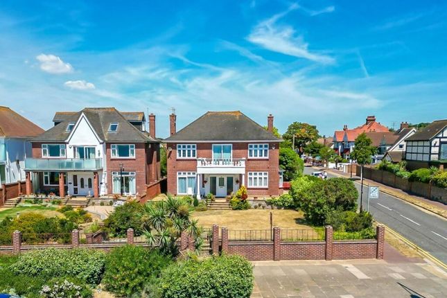 Thumbnail Detached house for sale in Thorpe Esplanade, Thorpe Bay