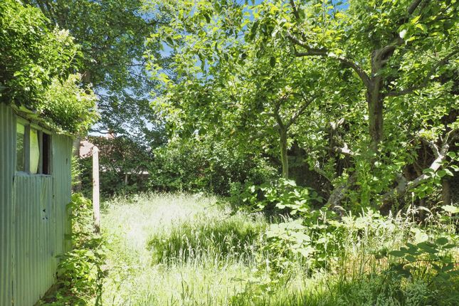9, Farfield Avenue, Nottinghamshire photo 3