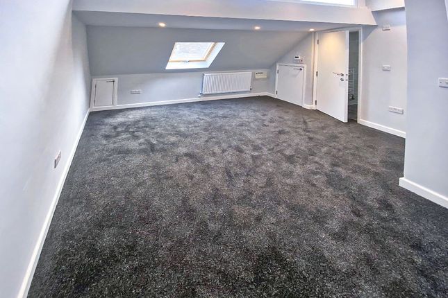 Flat 2 50A Frimley High Street,, Frimley, Camberley photo 4