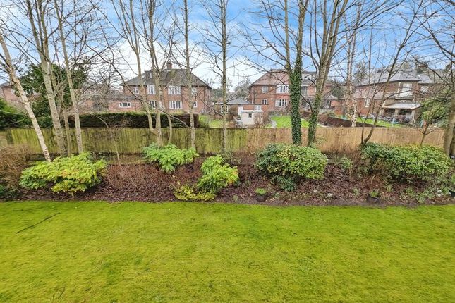 32, Browning Court, Newcastle Upon Tyne photo 2