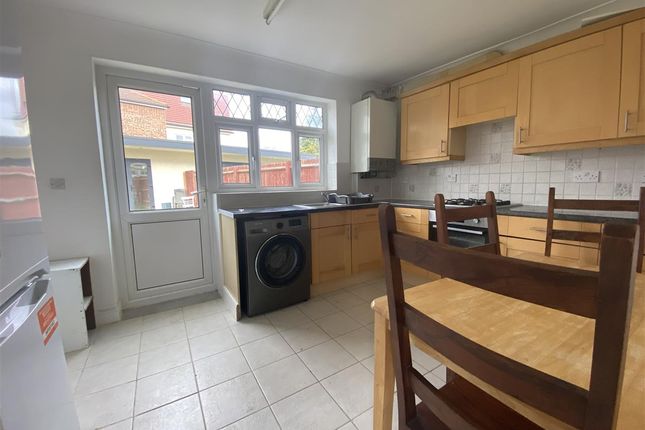 20A, The Avenue, Harrow photo 2